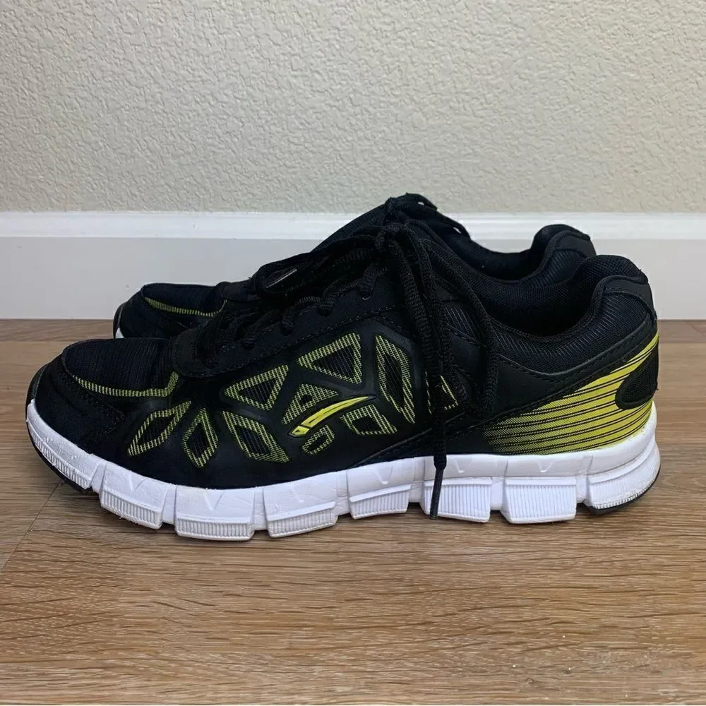 L.A. Gear Men’s Ultra Foam Athletic Running Shoes